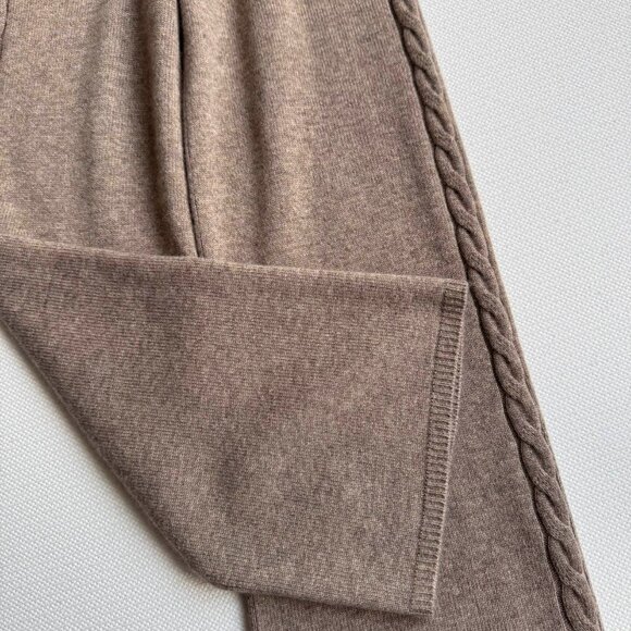 Loro Piana Classic Cable Knit Textured Cashmere Pants - Picture 5 of 6